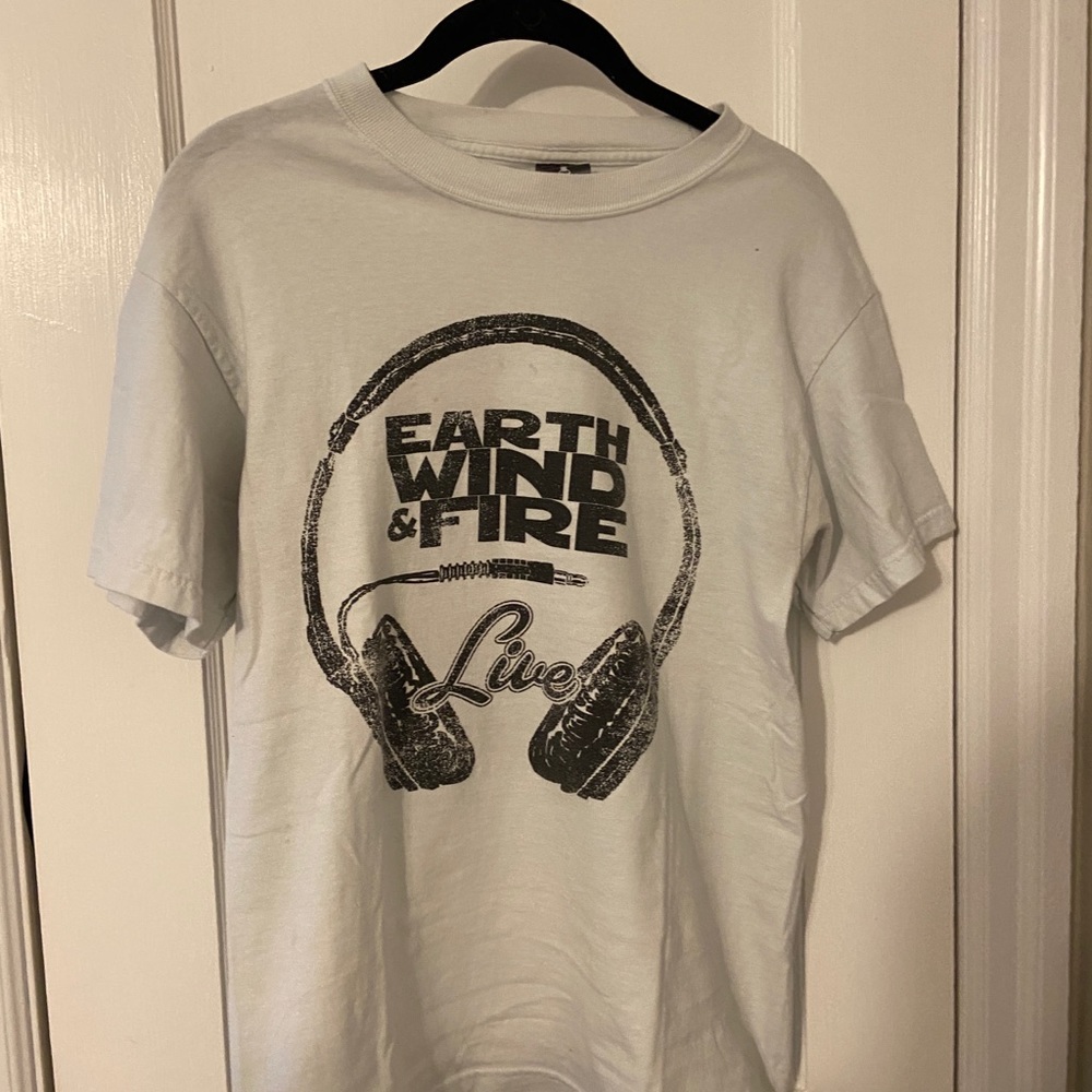 Earth Wind Fire band tee